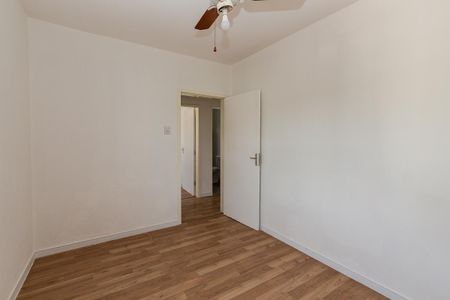Quarto 1 de apartamento à venda com 2 quartos, 66m² em Santo Antônio, Porto Alegre