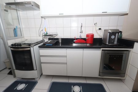 Apartamento à venda com 70m², 3 quartos e 2 vagasCozinha