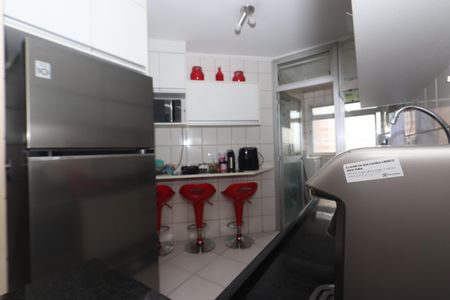 Apartamento à venda com 70m², 3 quartos e 2 vagasCozinha