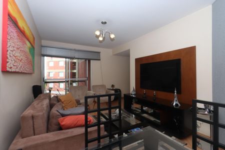 Apartamento à venda com 70m², 3 quartos e 2 vagasSala