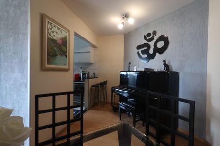 Apartamento à venda com 70m², 3 quartos e 2 vagasSala