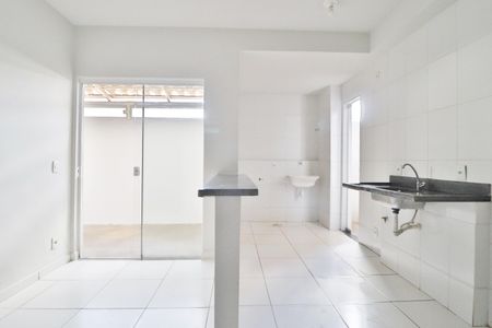 Sala de apartamento para alugar com 2 quartos, 60m² em Chácaras Panorama, Uberlândia