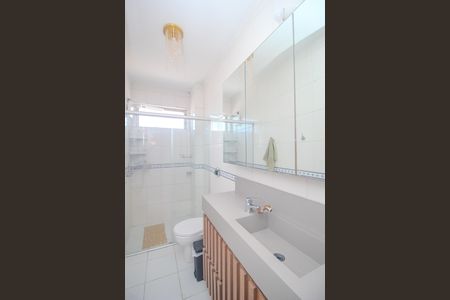 Apartamento à venda com 66m², 2 quartos e sem vagaBanheiro 2