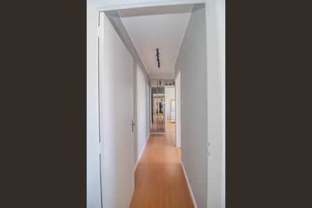 Apartamento à venda com 66m², 2 quartos e sem vagaCorredor