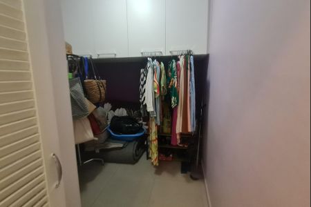 Casa à venda com 190m², 3 quartos e 2 vagasQuarto 2