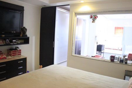 Casa à venda com 190m², 3 quartos e 2 vagasSuíte