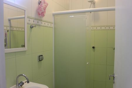 Casa à venda com 190m², 3 quartos e 2 vagasBanheiro social