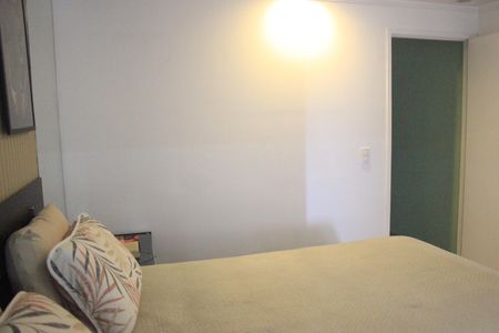 Casa à venda com 190m², 3 quartos e 2 vagasSuíte