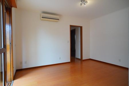 Sala de apartamento para alugar com 2 quartos, 88m² em Floresta, Porto Alegre