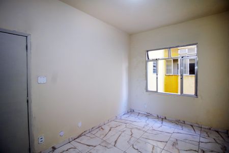 Sala de apartamento para alugar com 2 quartos, 58m² em Penha Circular, Rio de Janeiro