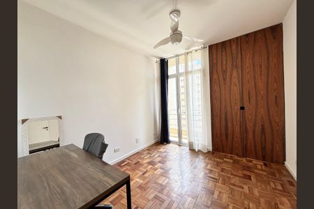 Apartamento à venda com 98m², 3 quartos e sem vagaQuarto