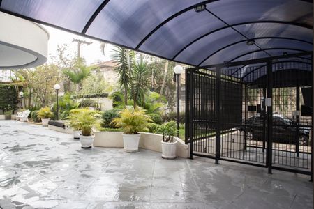 Apartamento à venda com 74m², 3 quartos e 2 vagasHall de entrada