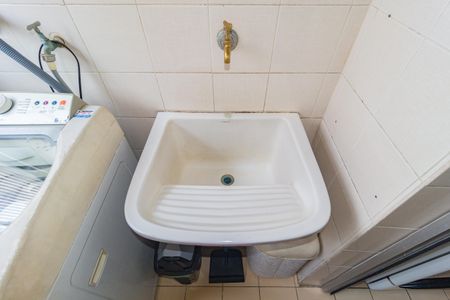 Apartamento para alugar com 85m², 3 quartos e 2 vagas Apartamento para alugar com 85m², 3 quartos e 2 vagasDetalhe - Área de Serviço