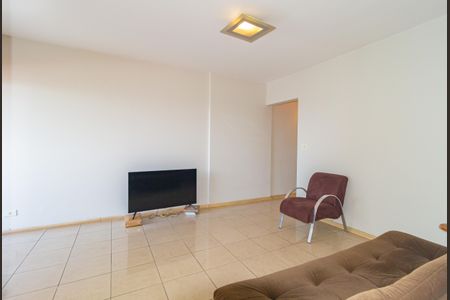 Sala de apartamento para alugar com 3 quartos, 85m² em Vila Bertioga, São Paulo