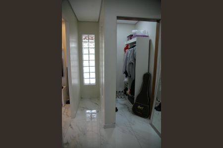 Casa à venda com 160m², 3 quartos e 2 vagasSuíte 2 - Closet 