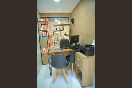 Casa à venda com 160m², 3 quartos e 2 vagasEscritório 