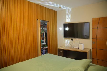 Casa à venda com 160m², 3 quartos e 2 vagasSuíte 1 