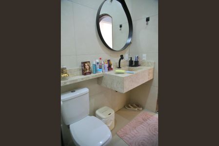 Casa à venda com 160m², 3 quartos e 2 vagasSuíte 2 - Banheiro 
