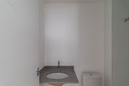 Apartamento para alugar com 39m², 1 quarto e sem vaga Apartamento para alugar com 39m², 1 quarto e sem vagaBanheiro da Suíte