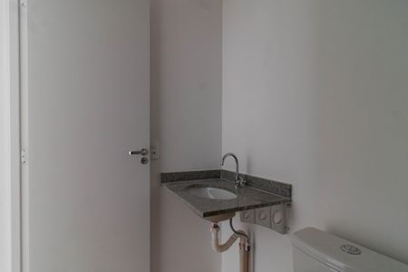 Apartamento para alugar com 39m², 1 quarto e sem vaga Apartamento para alugar com 39m², 1 quarto e sem vagaBanheiro da Suíte