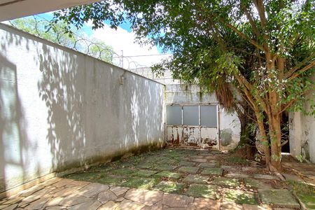 Casa à venda com 180m², 3 quartos e 2 vagasGaragem