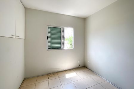 Casa à venda com 180m², 3 quartos e 2 vagasQuarto 3