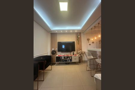 Foto 02 de apartamento à venda com 2 quartos, 47m² em Chácaras Califórnia, Contagem