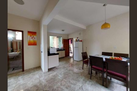 Foto 04 de casa à venda com 3 quartos, 104m² em Tropical, Contagem