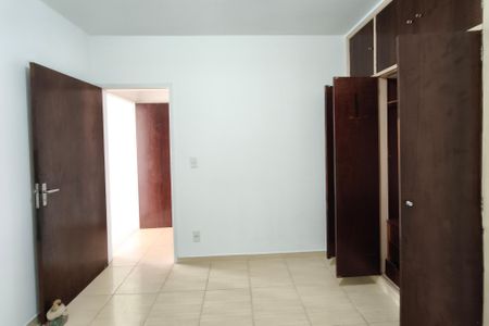 Casa à venda com 153m², 2 quartos e 3 vagas Casa à venda com 153m², 2 quartos e 3 vagasQuarto 2