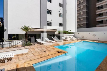 Apartamento à venda com 70m², 2 quartos e 1 vaga Apartamento à venda com 70m², 2 quartos e 1 vagaÁrea comum - Piscina