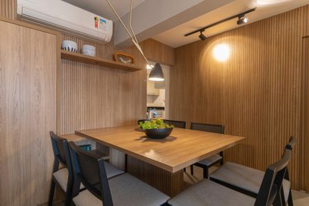 Apartamento à venda com 70m², 2 quartos e 1 vaga Apartamento à venda com 70m², 2 quartos e 1 vagaSala de Jantar