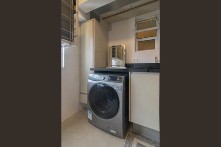 Apartamento à venda com 70m², 2 quartos e 1 vaga Apartamento à venda com 70m², 2 quartos e 1 vagaÁrea de Serviço