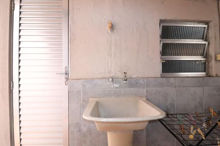 Casa para alugar com 40m², 1 quarto e sem vagaÁrea de Serviço