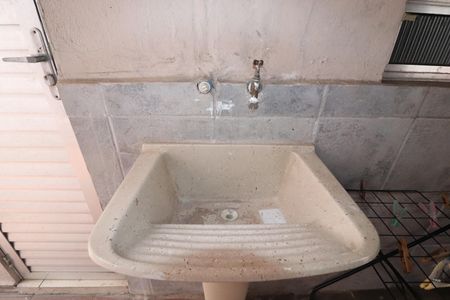 Casa para alugar com 40m², 1 quarto e sem vagaÁrea de Serviço