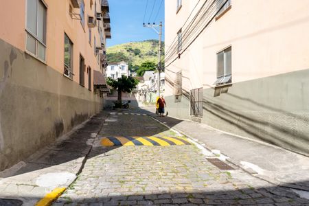 Apartamento à venda com 71m², 3 quartos e 1 vagaÁrea comum
