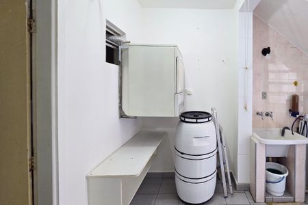 Casa à venda com 118m², 3 quartos e 2 vagas Casa à venda com 118m², 3 quartos e 2 vagasÁrea de Serviço