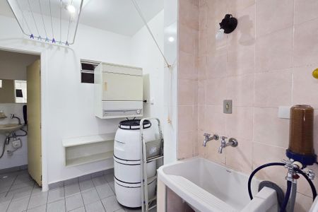 Casa à venda com 118m², 3 quartos e 2 vagas Casa à venda com 118m², 3 quartos e 2 vagasÁrea de Serviço