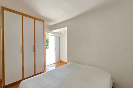 Casa à venda com 118m², 3 quartos e 2 vagas Casa à venda com 118m², 3 quartos e 2 vagasQuarto 2