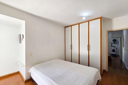 Casa à venda com 118m², 3 quartos e 2 vagas Casa à venda com 118m², 3 quartos e 2 vagasQuarto 2