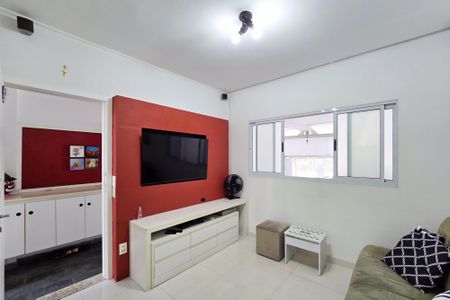 Casa à venda com 118m², 3 quartos e 2 vagas Casa à venda com 118m², 3 quartos e 2 vagasSala