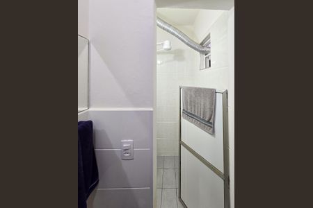 Casa à venda com 118m², 3 quartos e 2 vagas Casa à venda com 118m², 3 quartos e 2 vagasBanheiro de serviço