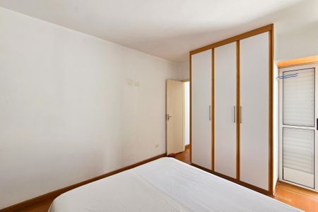 Casa à venda com 118m², 3 quartos e 2 vagas Casa à venda com 118m², 3 quartos e 2 vagasQuarto 2