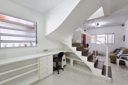 Casa à venda com 118m², 3 quartos e 2 vagas Casa à venda com 118m², 3 quartos e 2 vagasSala de jantar