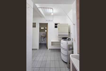 Casa à venda com 118m², 3 quartos e 2 vagas Casa à venda com 118m², 3 quartos e 2 vagasÁrea de Serviço