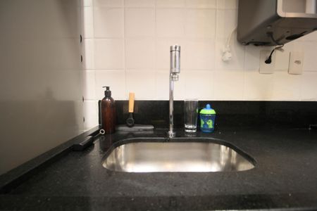 Apartamento à venda com 73m², 2 quartos e 2 vagasCozinha - Torneira