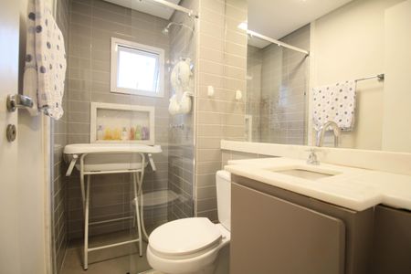 Apartamento à venda com 73m², 2 quartos e 2 vagasBanheiro Social