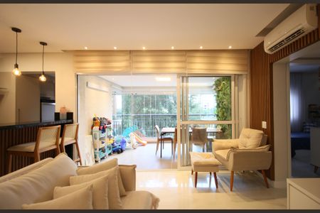 Apartamento à venda com 73m², 2 quartos e 2 vagasSala