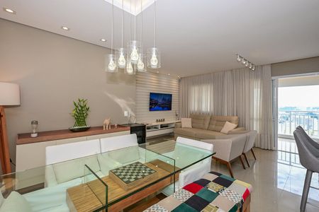 Apartamento à venda com 96m², 2 quartos e 2 vagasSala