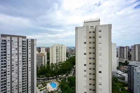 Apartamento à venda com 96m², 2 quartos e 2 vagasVista da Suíte 1