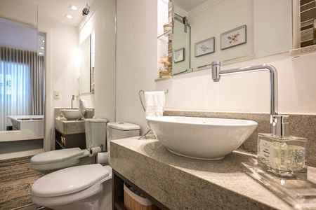 Apartamento à venda com 96m², 2 quartos e 2 vagasLavabo